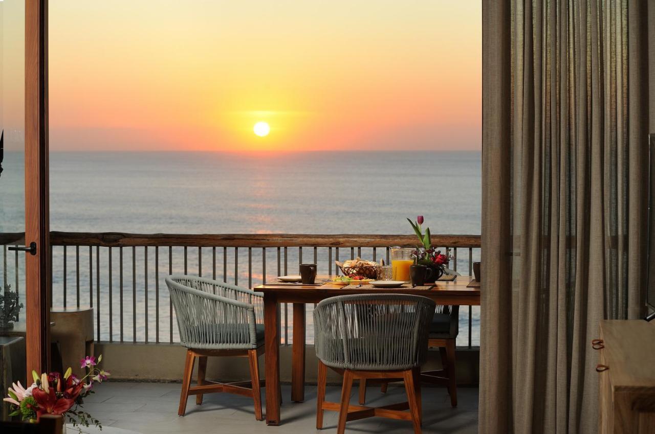 Hear The Waves! Amazing Beachfront Condo With Unbeatable Views! San José del Cabo エクステリア 写真